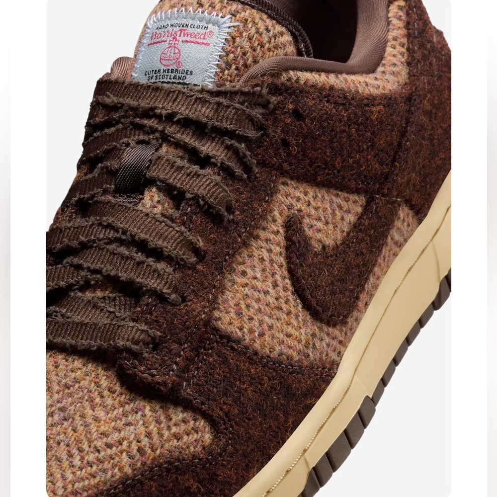 NIB Nike Women's Dunk Low x Harris Tweed® Sesame & Violet Mist- W9 - Picture 3 of 5